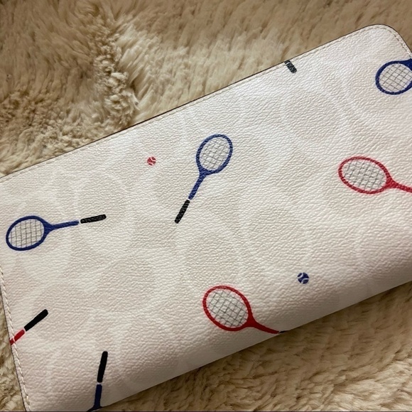 Coach Tennis Racquet Long Zip Around Wallet In Signature White Canvas, NWT - Picture 4 of 9